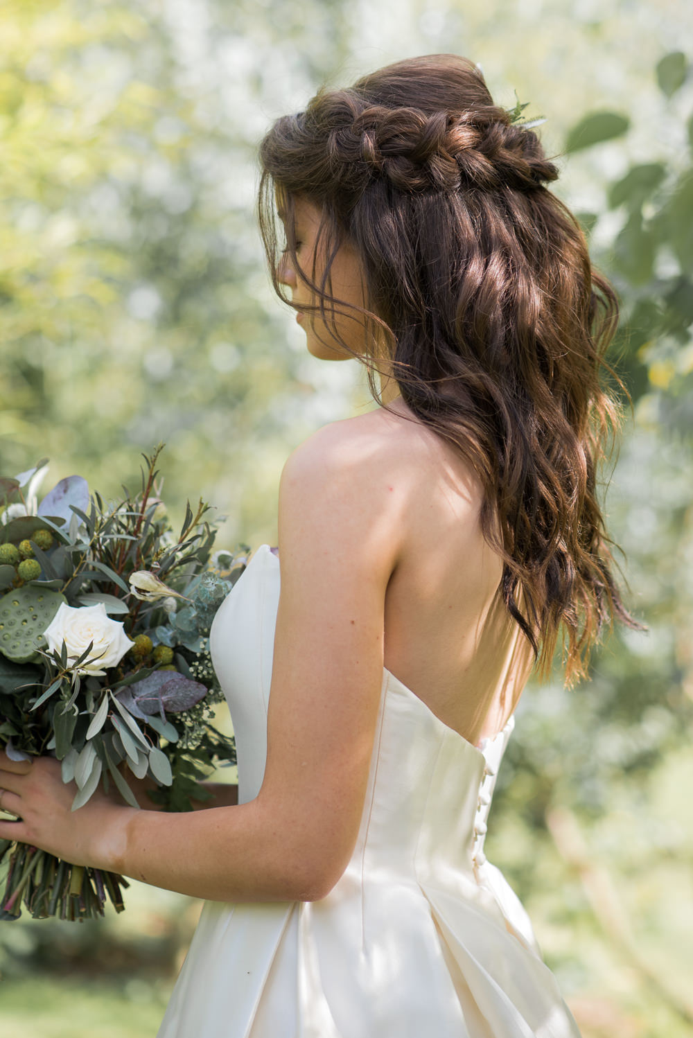 Flowers Bride Bridal Hair Loose Waves Half Up Half Down Braid Halo Plait Crown Minimalist Wedding Ideas Nicola Belson Photography