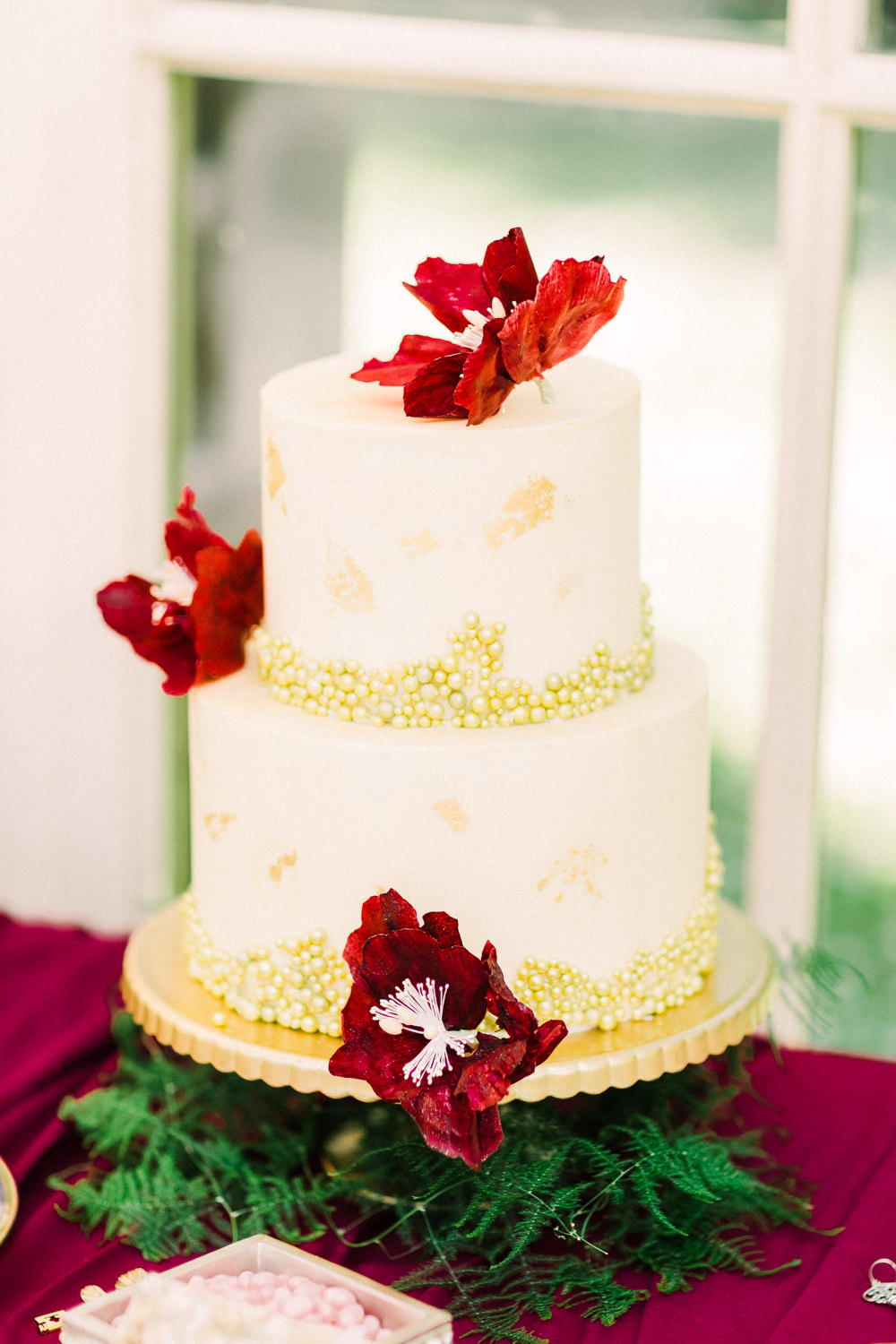 Cake Gold Red Flowers Greenery Tortworth Court Wedding Sanshine Photography