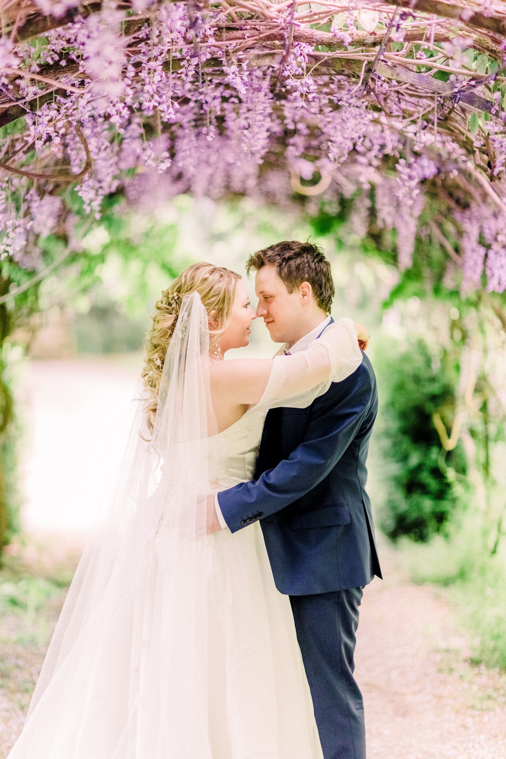 Bride Bridal Veil Tortworth Court Wedding Sanshine Photography