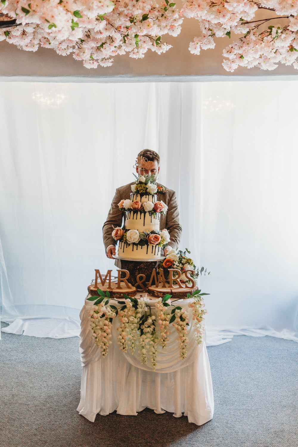 Cake Table Flowers Crug Glas Country House Wedding Simon Murray Images