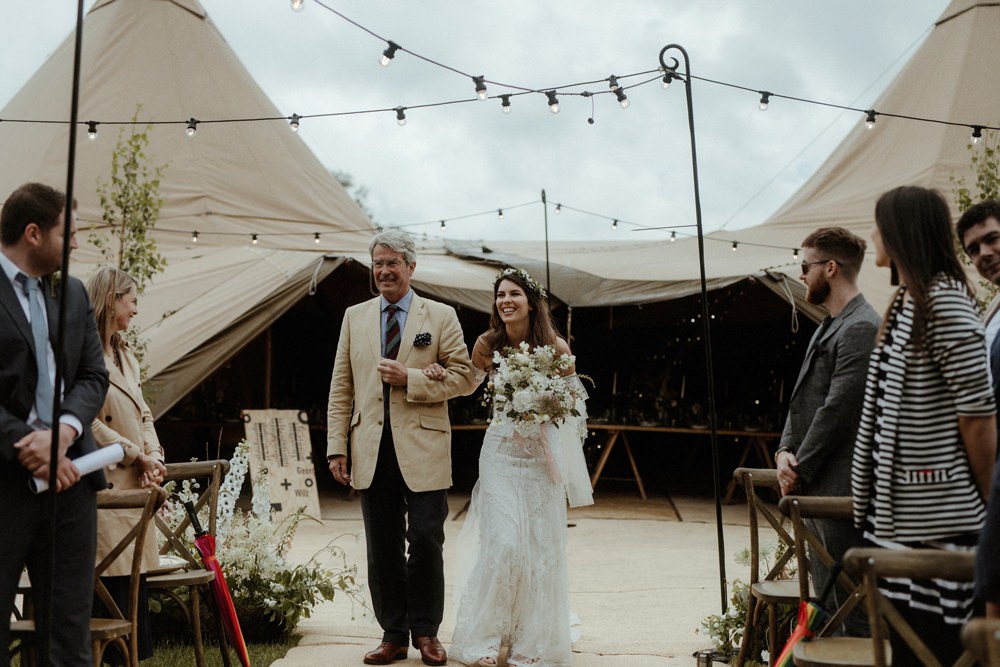 Outdoor Wedding UK Olivia and Dan Photography