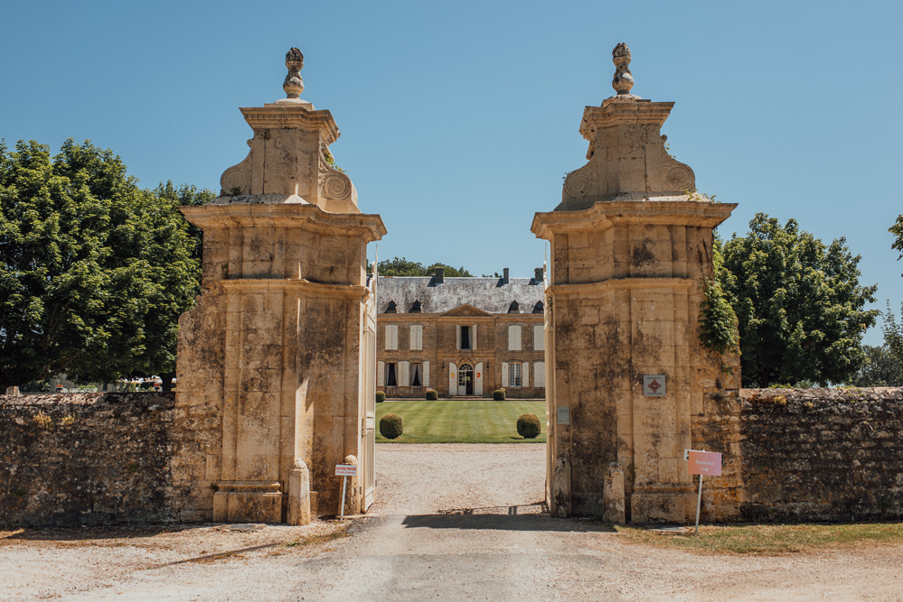 Chateau de Lacoste Wedding The Shannons Photography