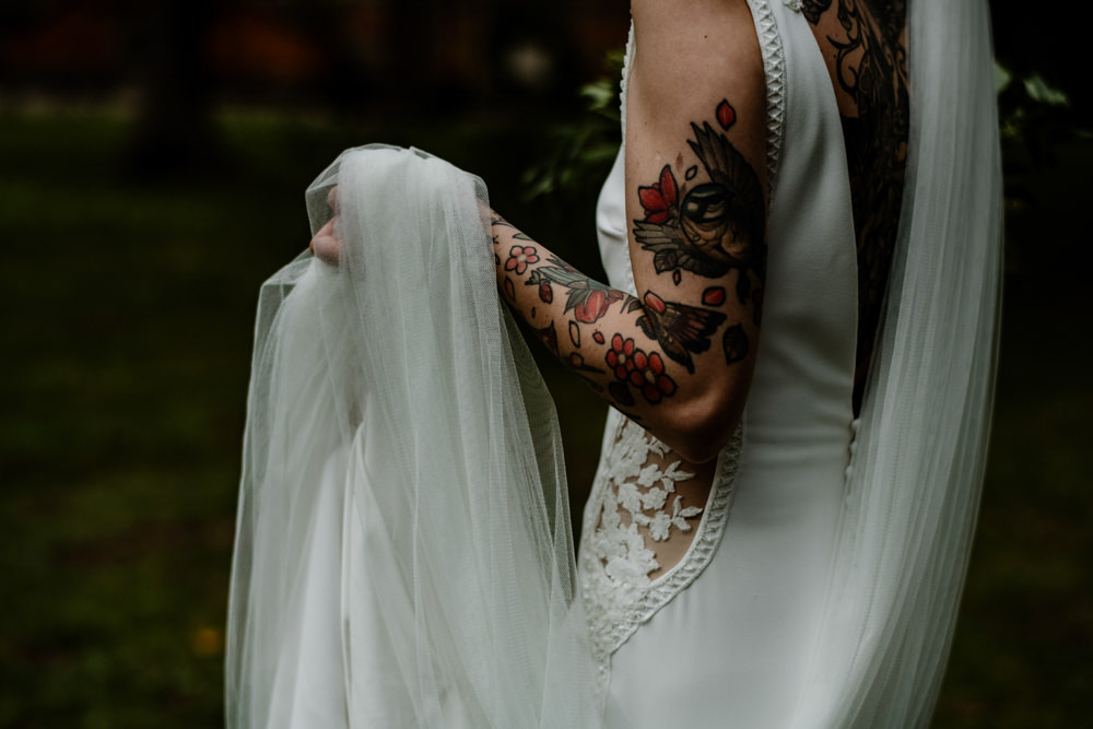 Dress Gown Bride Bridal Pronovias Lace Panels Low Back Train Bride Bridal Tattoos Indie Autumn Wedding Kazooieloki Photography