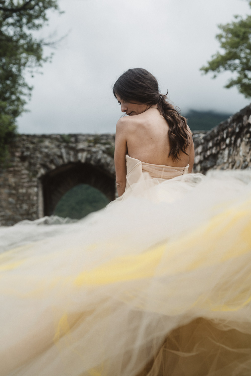 Dress Gown Bride Bridal Vera Wang Princess Tulle Yellow Le Marche Wedding Inspiration Francesca Angrisano