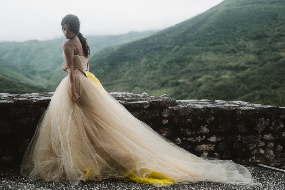 Dress Gown Bride Bridal Vera Wang Princess Tulle Yellow Le Marche Wedding Inspiration Francesca Angrisano