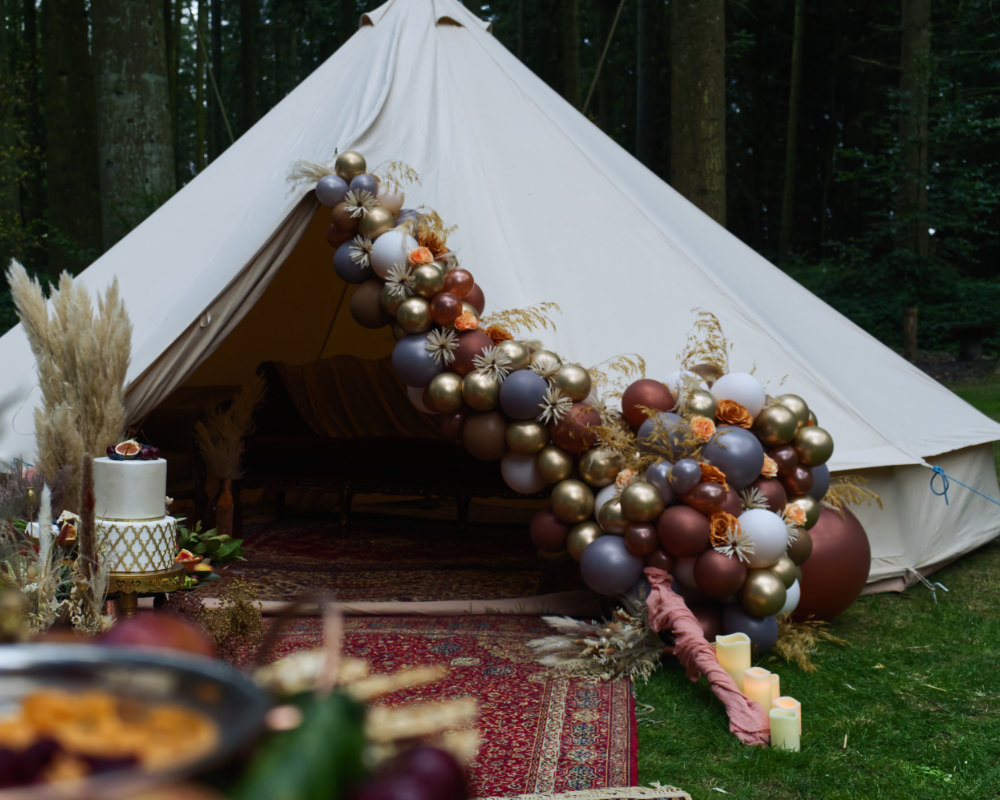 Balloons Balloon Installation Flowers Grass Gold Grey Bell Tent Moroccan Wedding Inspiration Luke Batchelor Productions