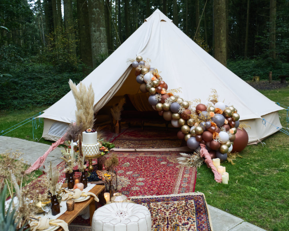 Balloons Balloon Installation Flowers Grass Gold Grey Bell Tent Moroccan Wedding Inspiration Luke Batchelor Productions