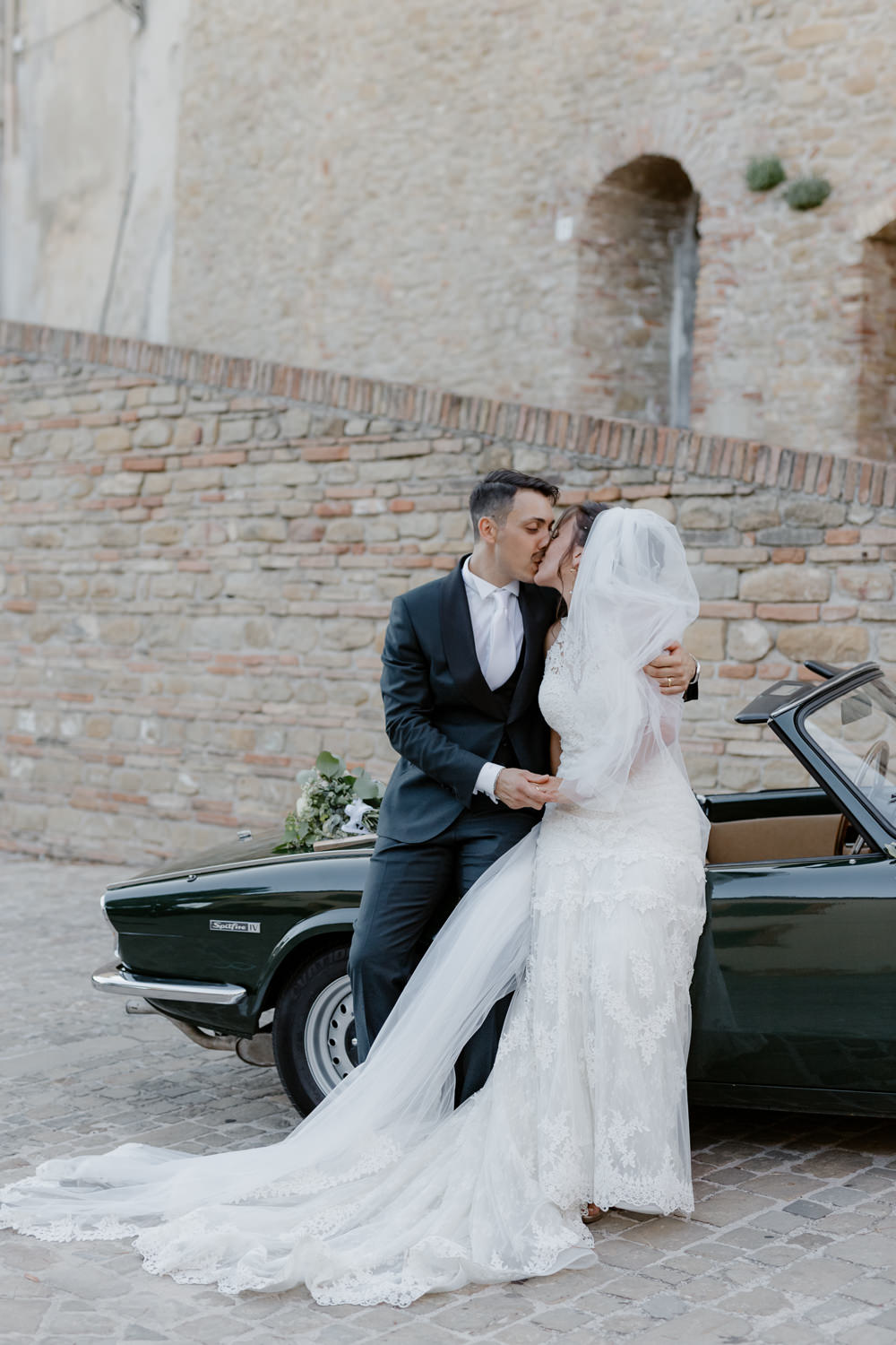 Classic Car Transport Natural Italy Villa Wedding Flavia Eleonora Tullio