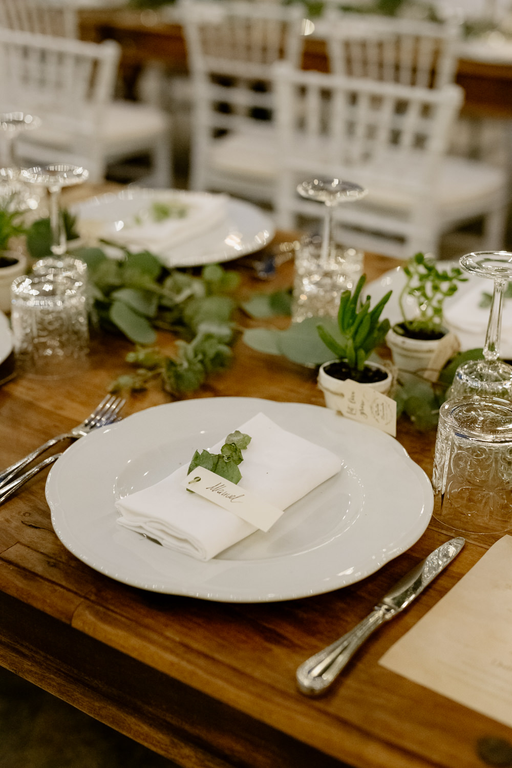 Table Tablescape Greenery Foliage Gold Cutlery Candles Place Setting Natural Italy Villa Wedding Flavia Eleonora Tullio