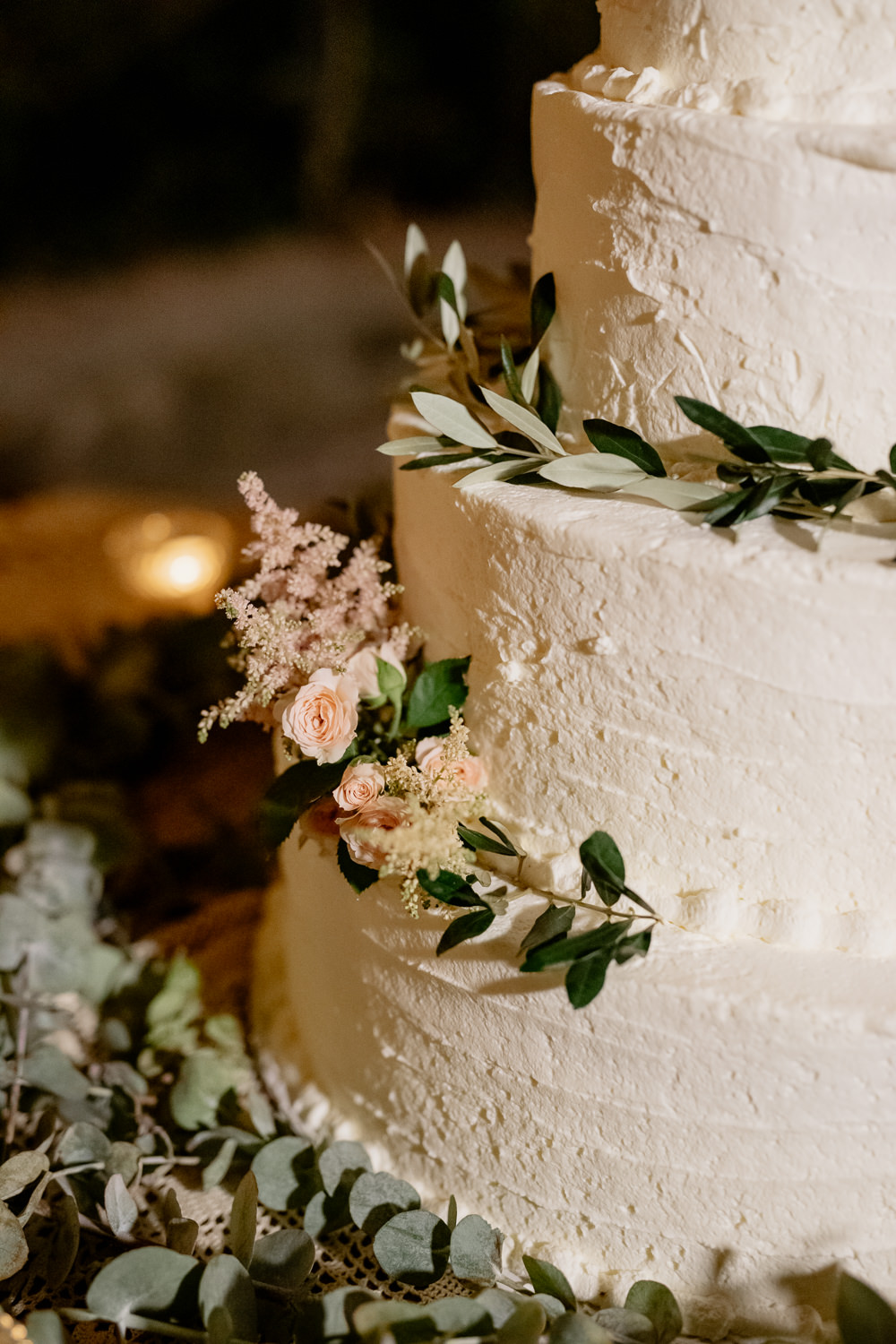 Buttercream Cake Flowers Candles Greenery Natural Italy Villa Wedding Flavia Eleonora Tullio