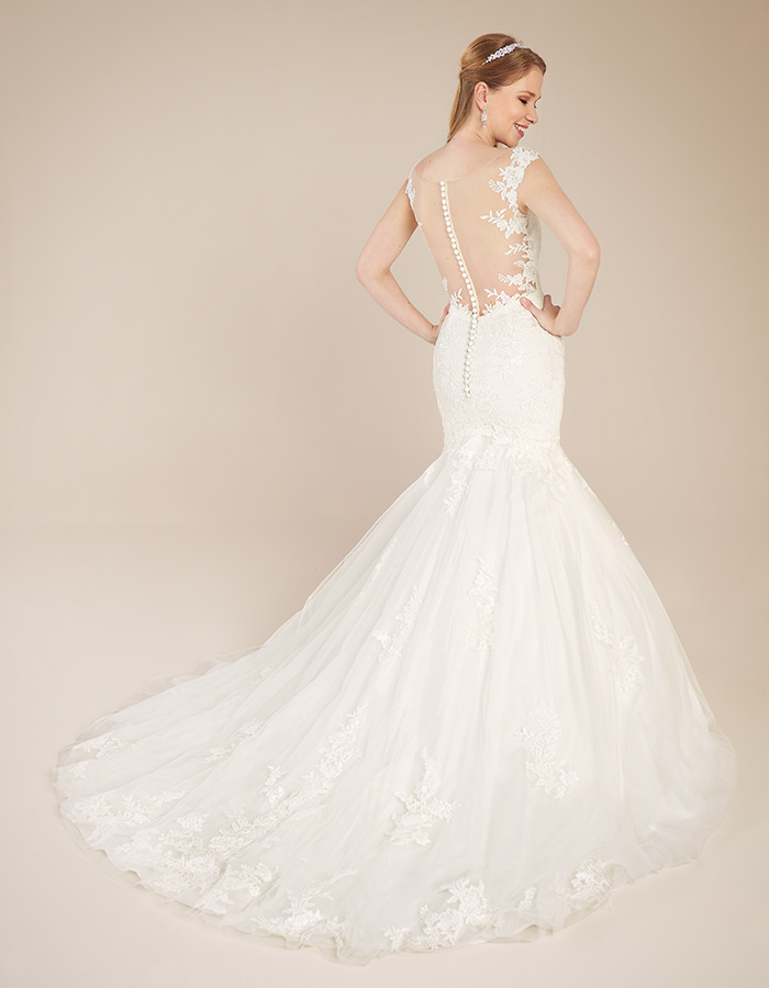2020 Wedding Dress Trends WED2B