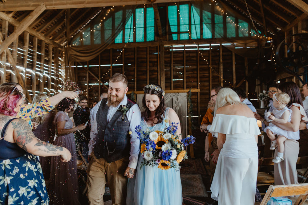 Confetti Barns Lodge Farm Wedding Stevie Jay Photography