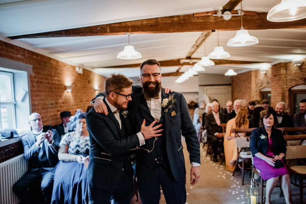 Groom Groomsmen Suit Tweed Bow Tie Flat Caps Fun Barn Wedding Kazooieloki Photography