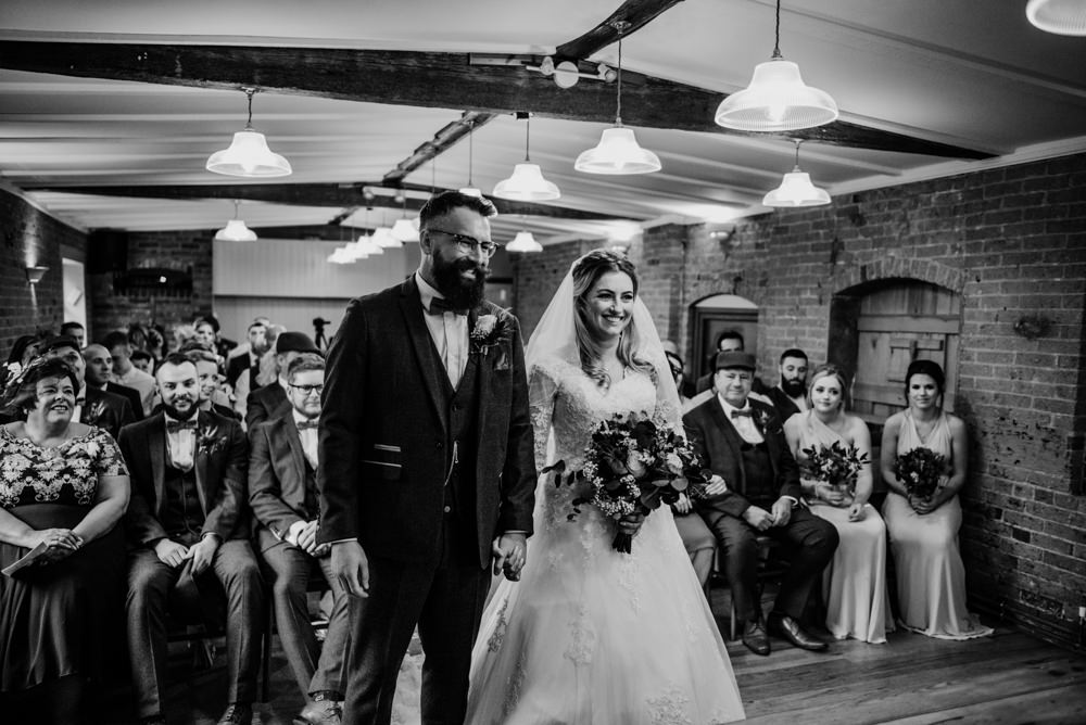 Fun Barn Wedding Kazooieloki Photography