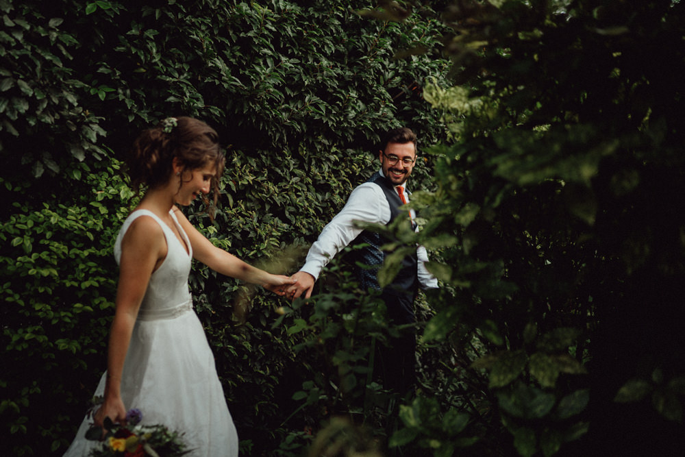 Priors Court Barn Wedding Emily & Steve Photography
