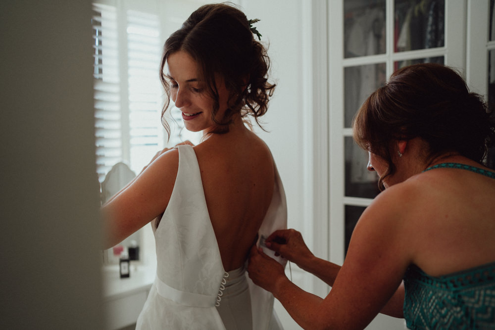 Priors Court Barn Wedding Emily & Steve Photography