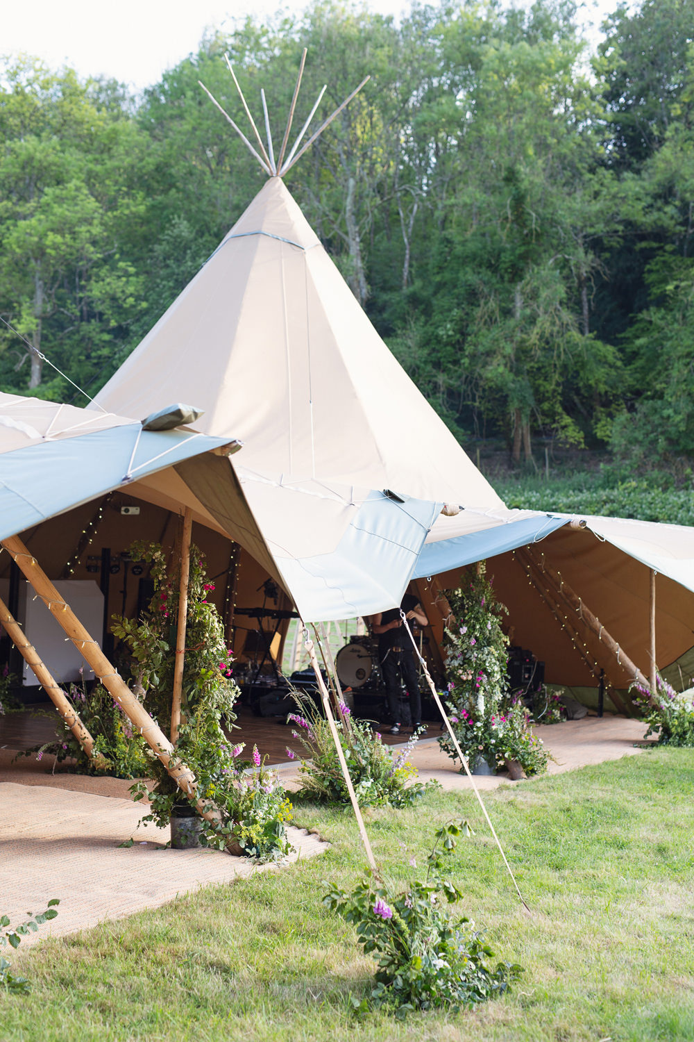 Greenery Foliage Poles Decor Rustic Tipi Wedding Cotton Candy Weddings
