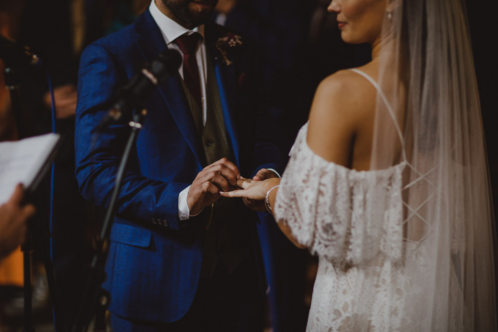 Wiltshire Barn Wedding Photography34