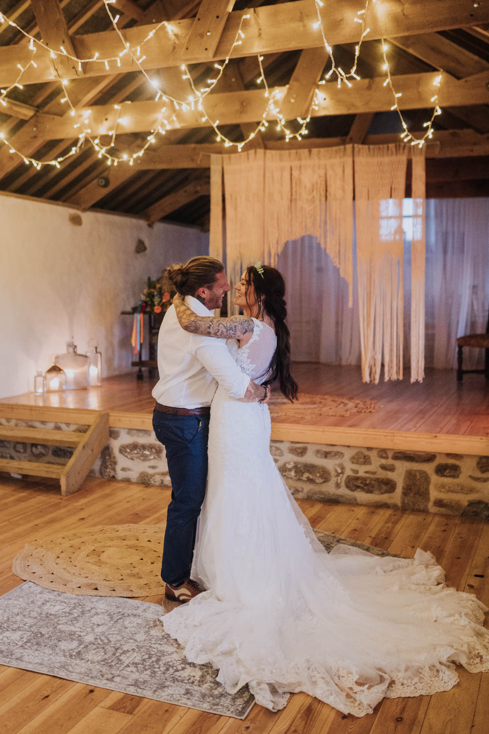 Chypraze Wedding Barn Clara Cooper Photography