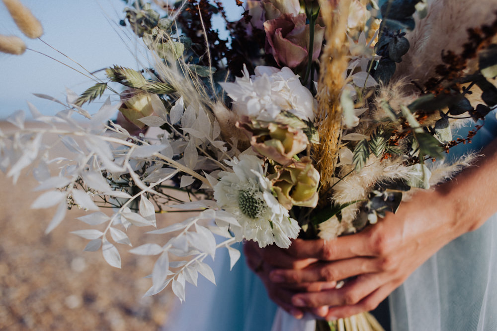 Bouquet Flowers Bride Bridal Dried Grass Seeds Coastal Elopement Manon Pauffin Photography