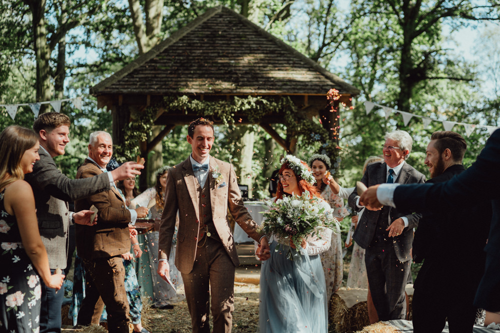Confetti Throw Spillmans Copse Wedding Emily & Steve Photography
