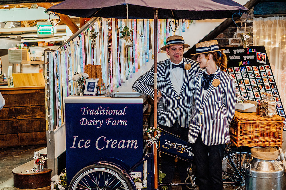 Ice Cream Cart Sparkly Wedding Anna Pumer Photography