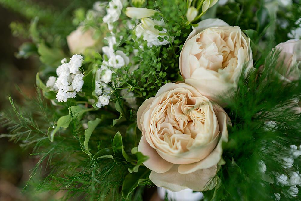 Bouquet Flowers Bride Bridal Rose Greenery Foliage Stylish Rustic Wedding Mia Photography
