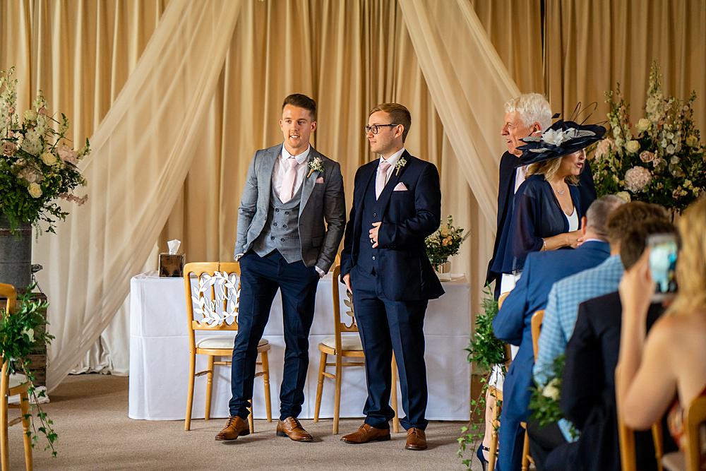 Stylish Rustic Wedding Mia Photography