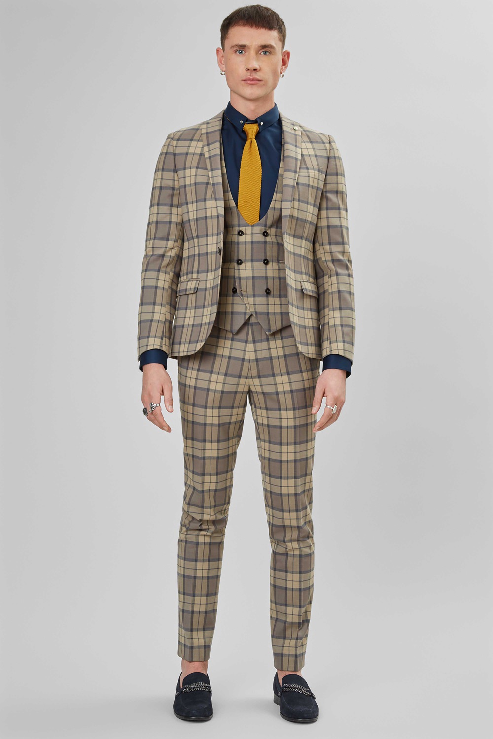 Groom Style Look Summer 2020 Suits