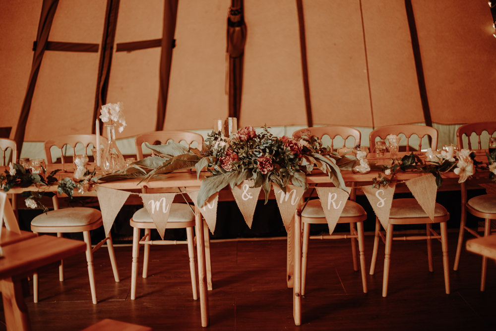 Top Table Flowers Bunting Magical Tipi Wedding Esme Whiteside Photography