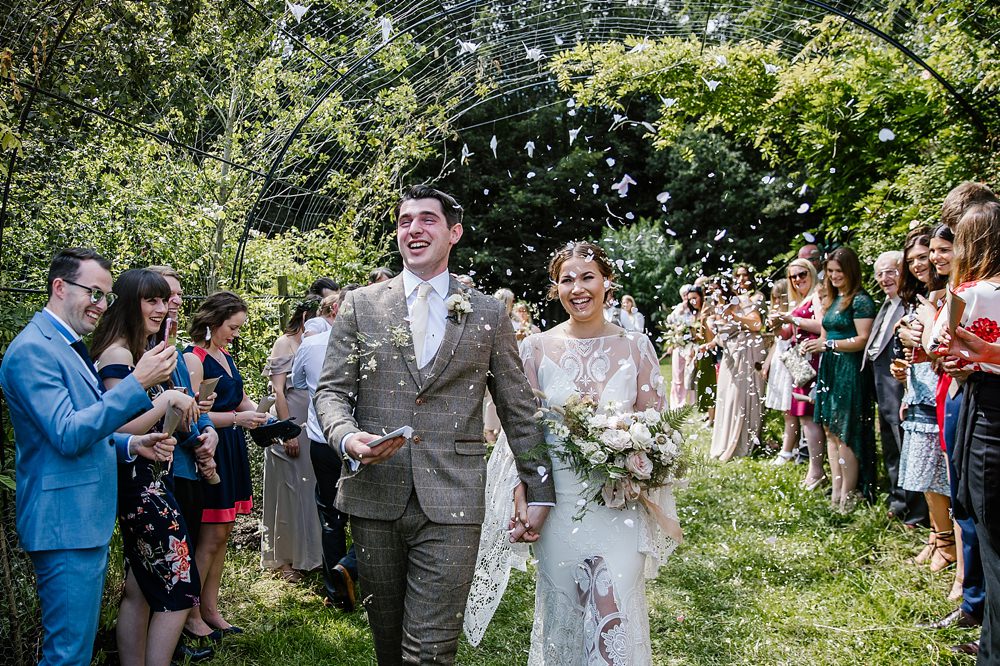 Confetti Chaucer Barn Wedding Katherine Ashdown Photography
