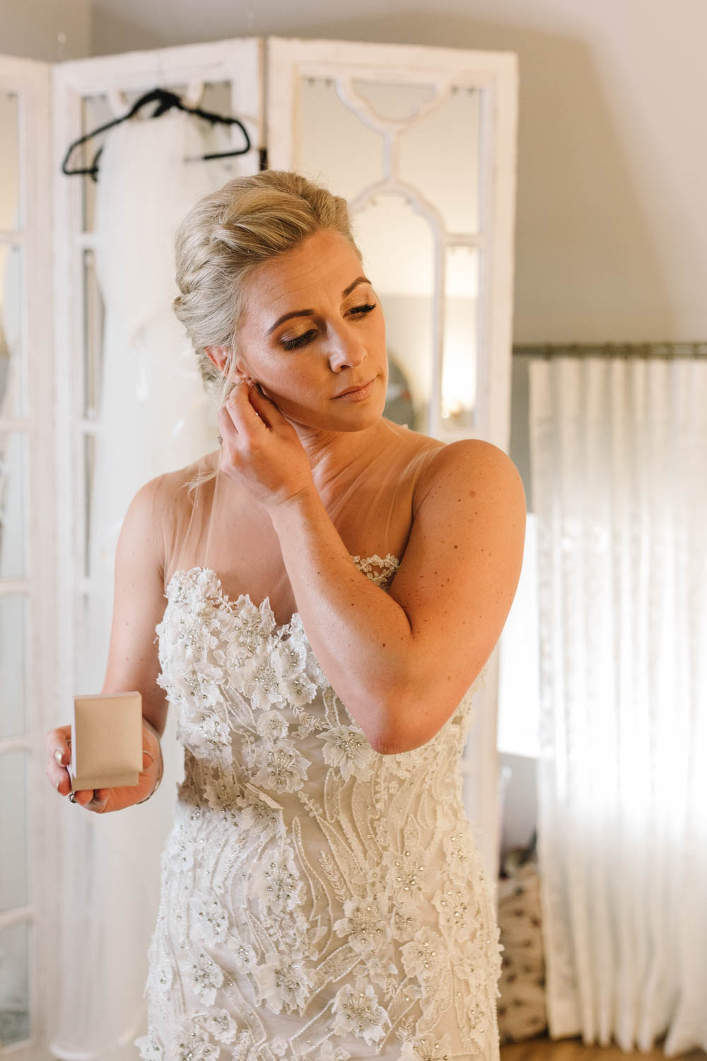 Bride Bridal Make Up Dove Grey Wedding Danielle Smith Photography