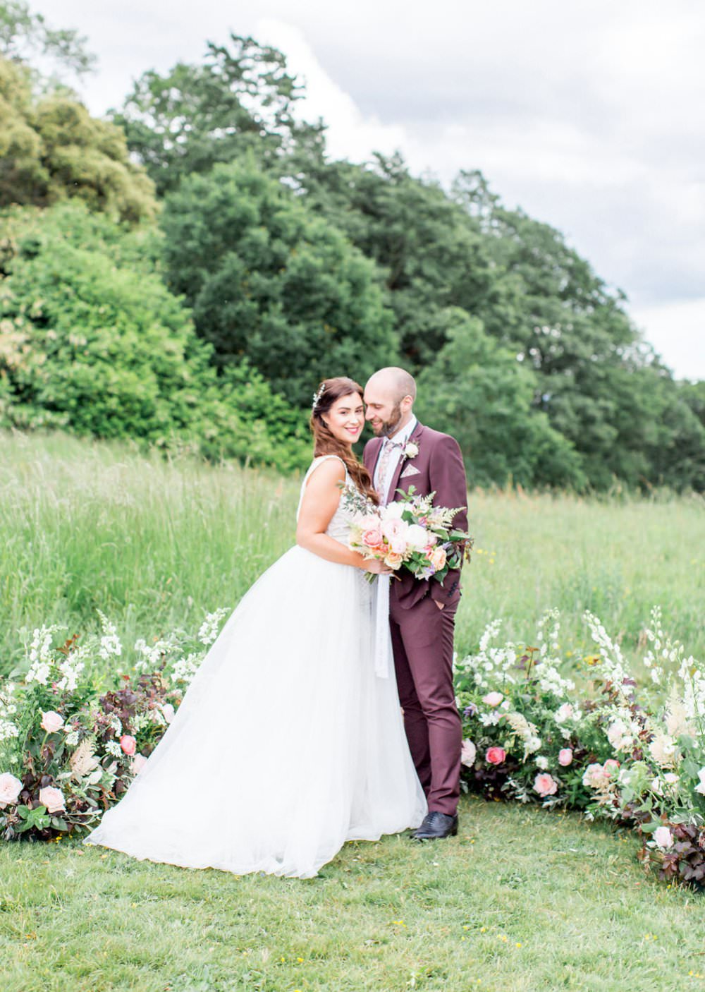 English Garden Wedding Inspiration Philippa Sian Photography Meadow Flowers Ceremony Backdrop Arrangement
