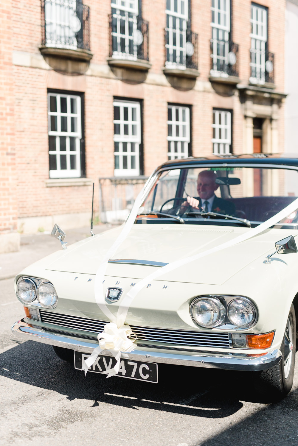 Classic Car Vintage Transport Perch Inn Wedding Captured By Katrina