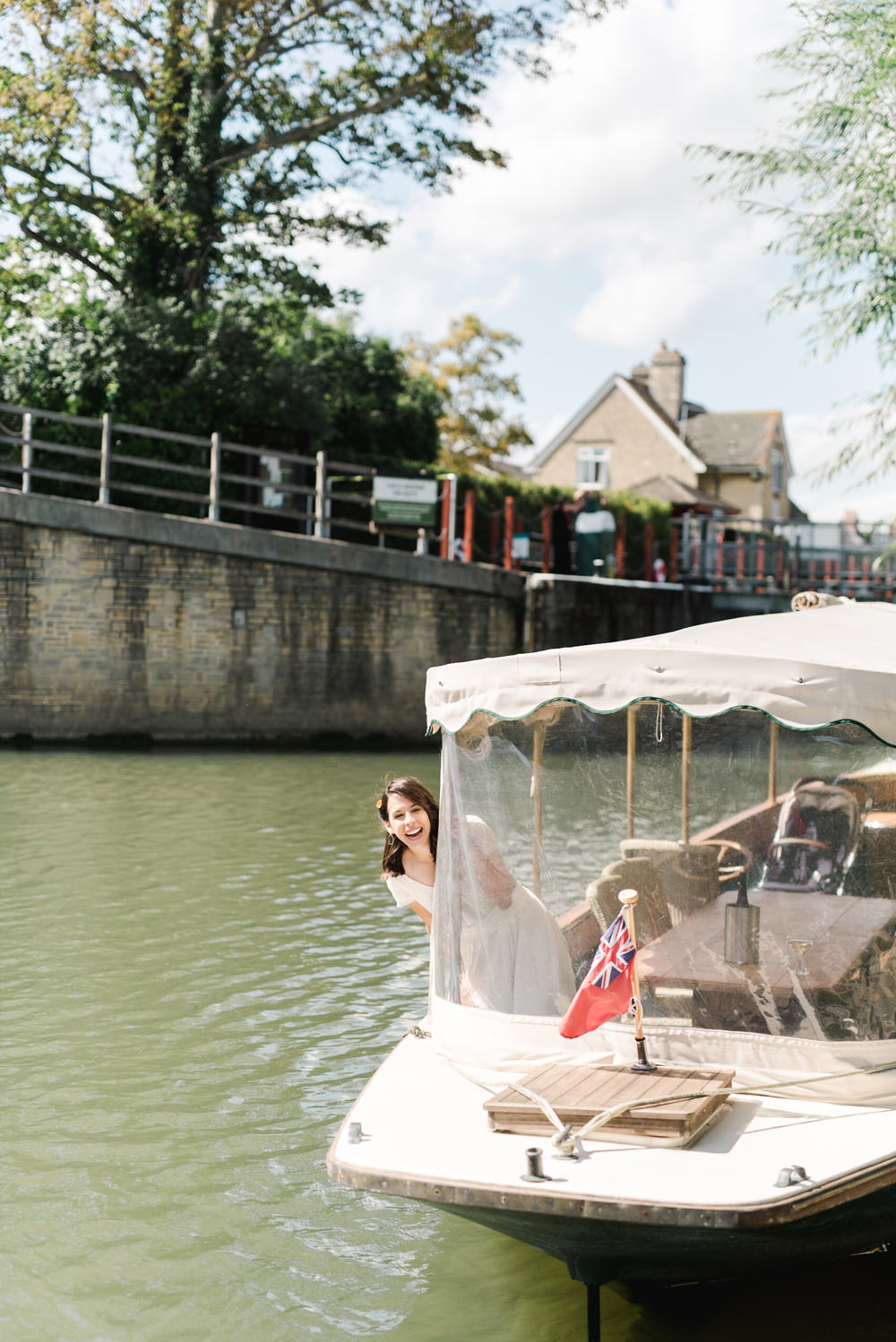Boat Transport Perch Inn Wedding Captured By Katrina