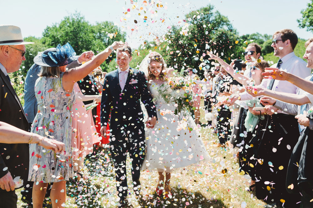 Confetti Throw Yew Tree Lakes Wedding Charlotte Hu Photography