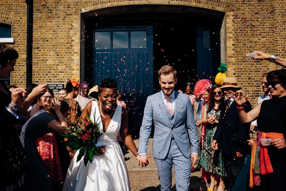 Confetti Throw Chainstore Wedding Marianne Chua Photography