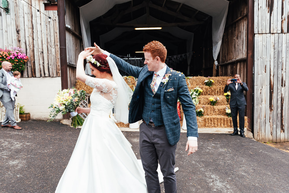DIY Barn Wedding Jessica Grace Photography