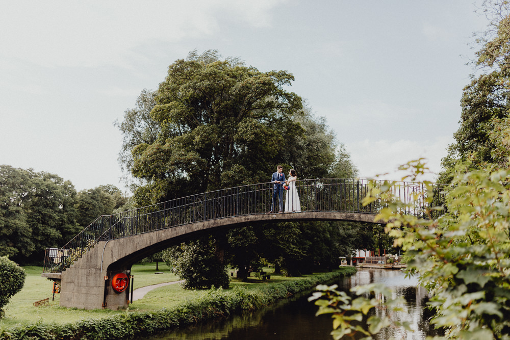 Intimate Pub Wedding Heather Sham Photography