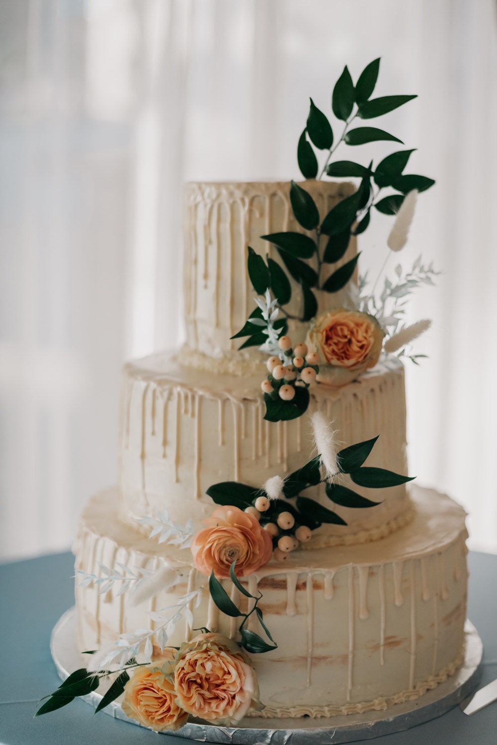 Drip Cake Flowers California Wedding Wanderlust Creatives