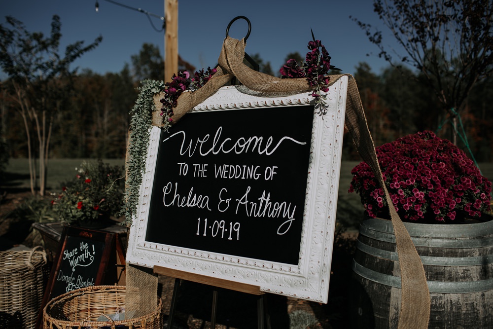 Welcome Sign Chalk Board Cedar Creek Ranch Wedding Dani Nicole Photography