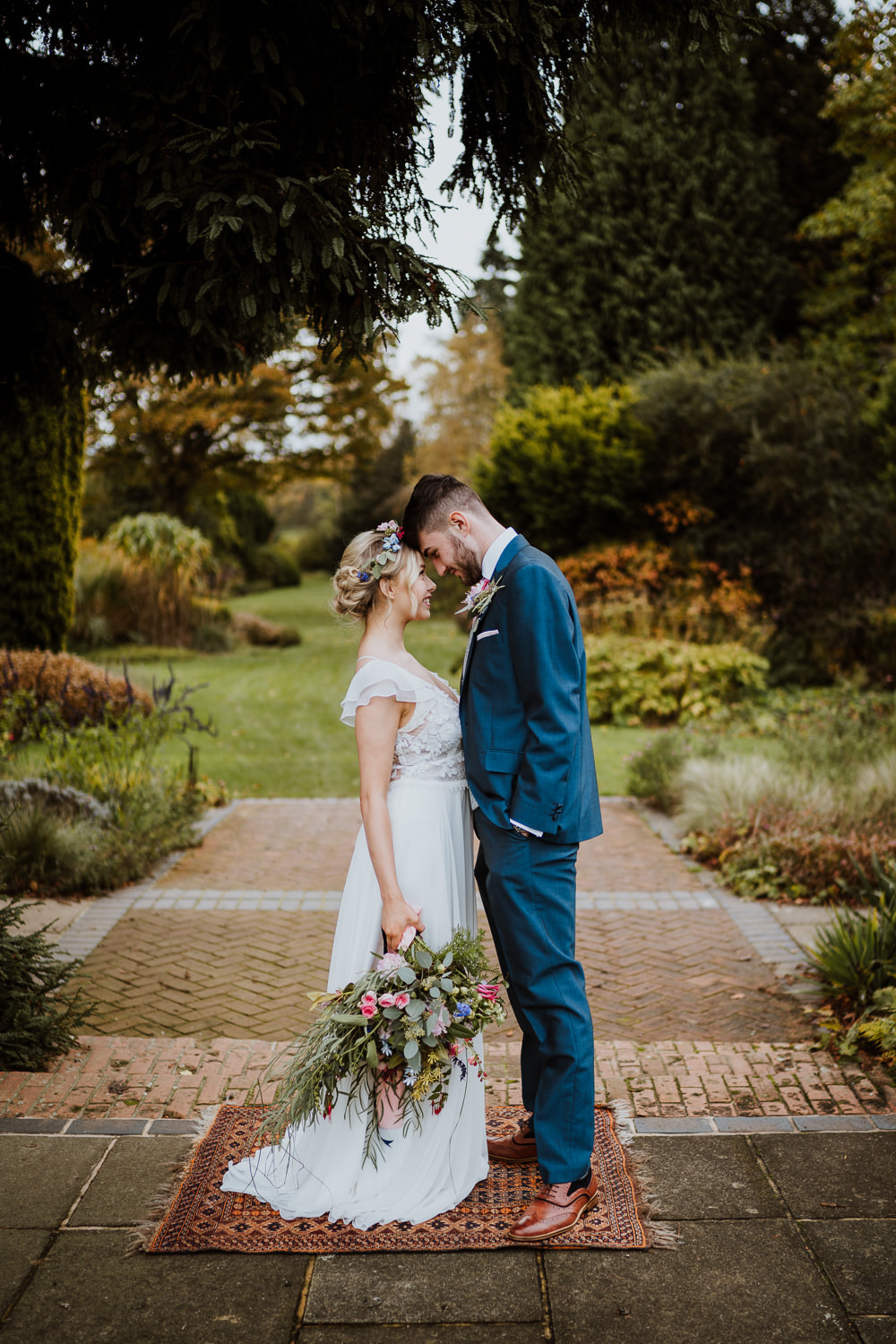Great Comp Garden Wedding Nicola Dawson Photography
