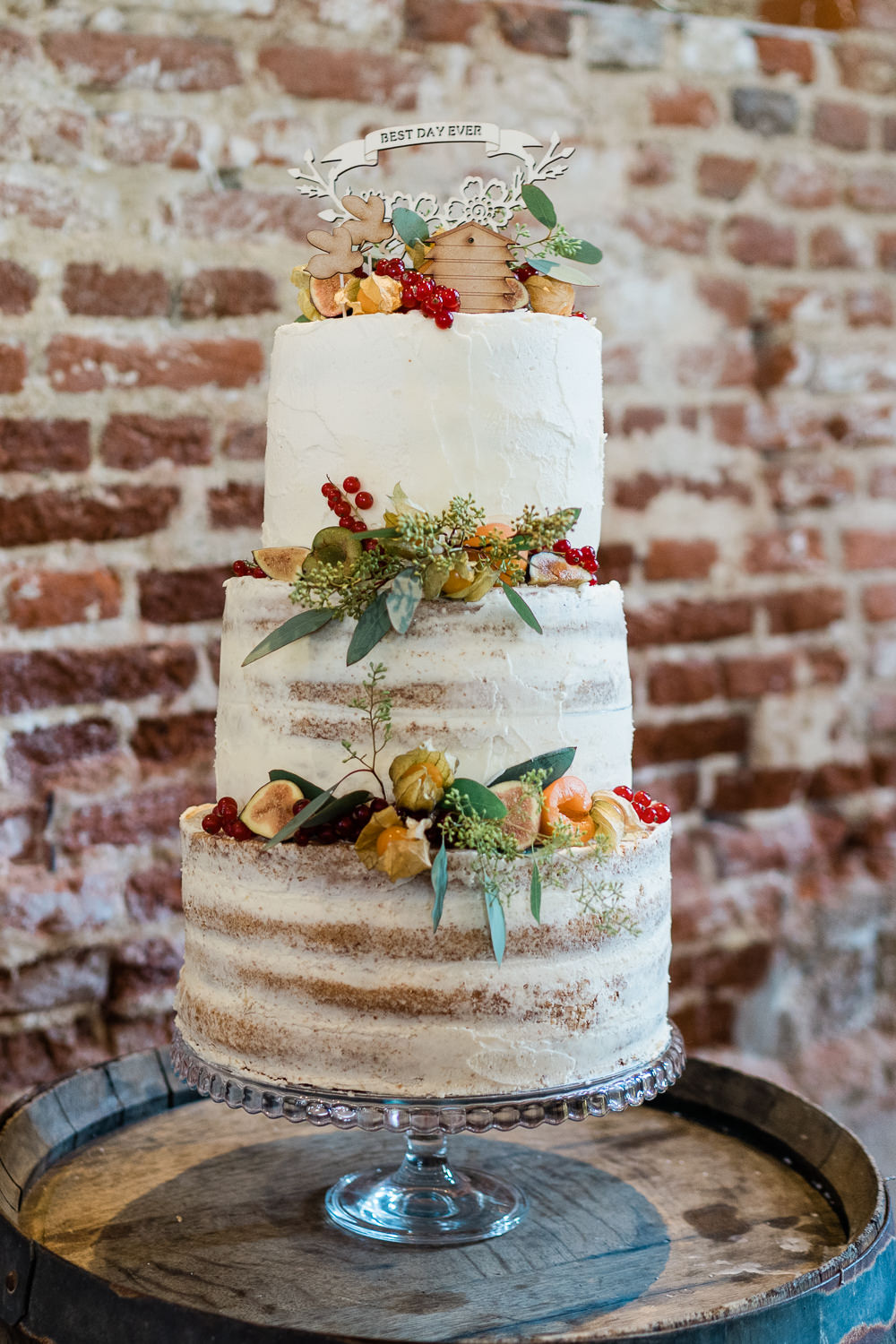 Semi Naked Cake Flowers Fruit Great Lodge Wedding Gemma Giorgio Photography