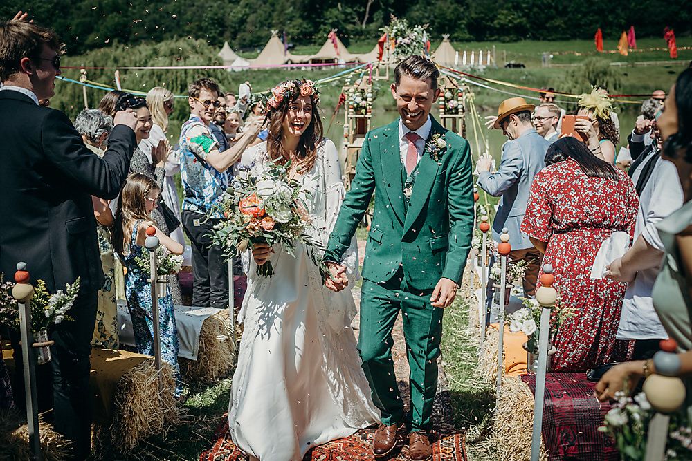 Confetti Throw Hadsham Farm Wedding Victoria Somerset How Photography