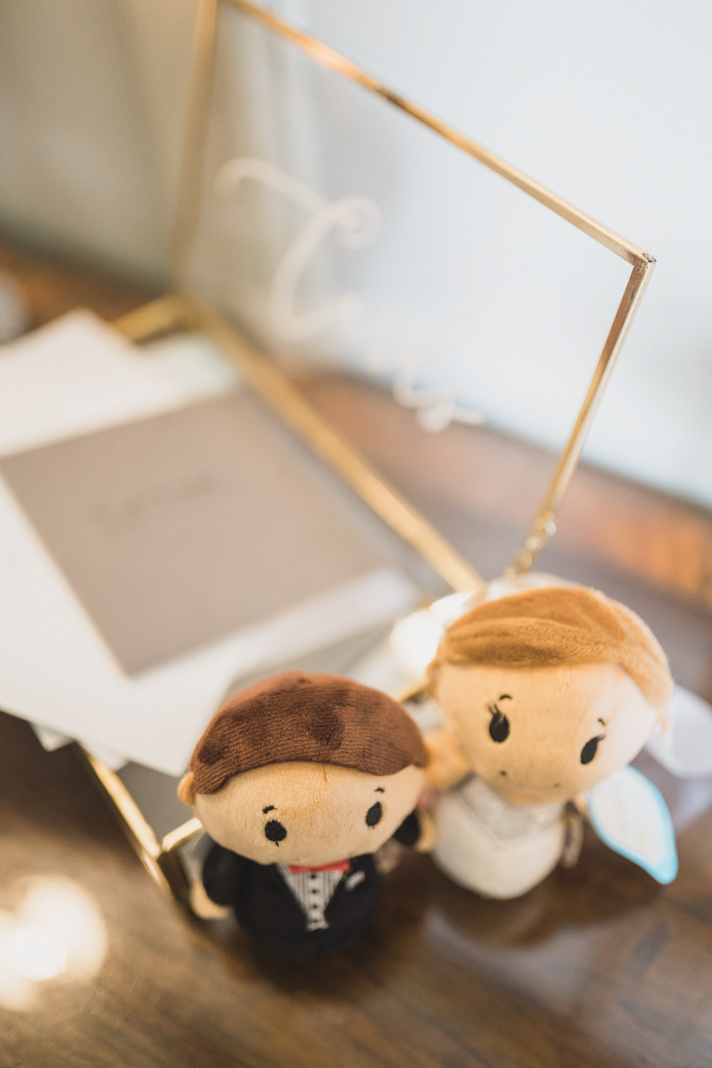 Modern Romantic Wedding Red Maple Photography