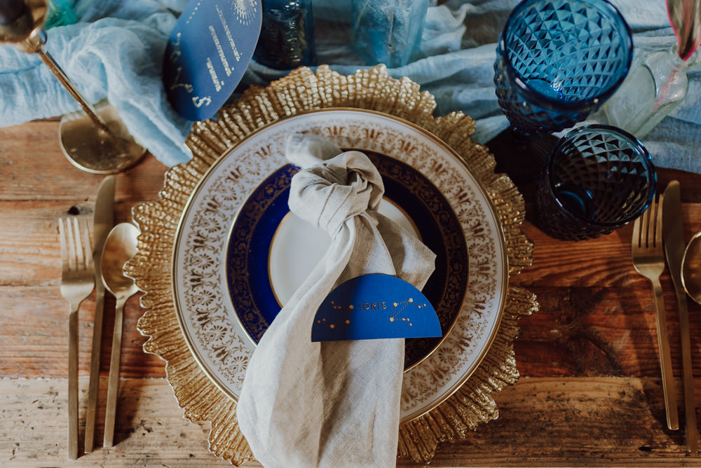 Place Setting Decor Plate Napkin Place Name Navy Gold Wedding Ideas Gina Fernandes Photography