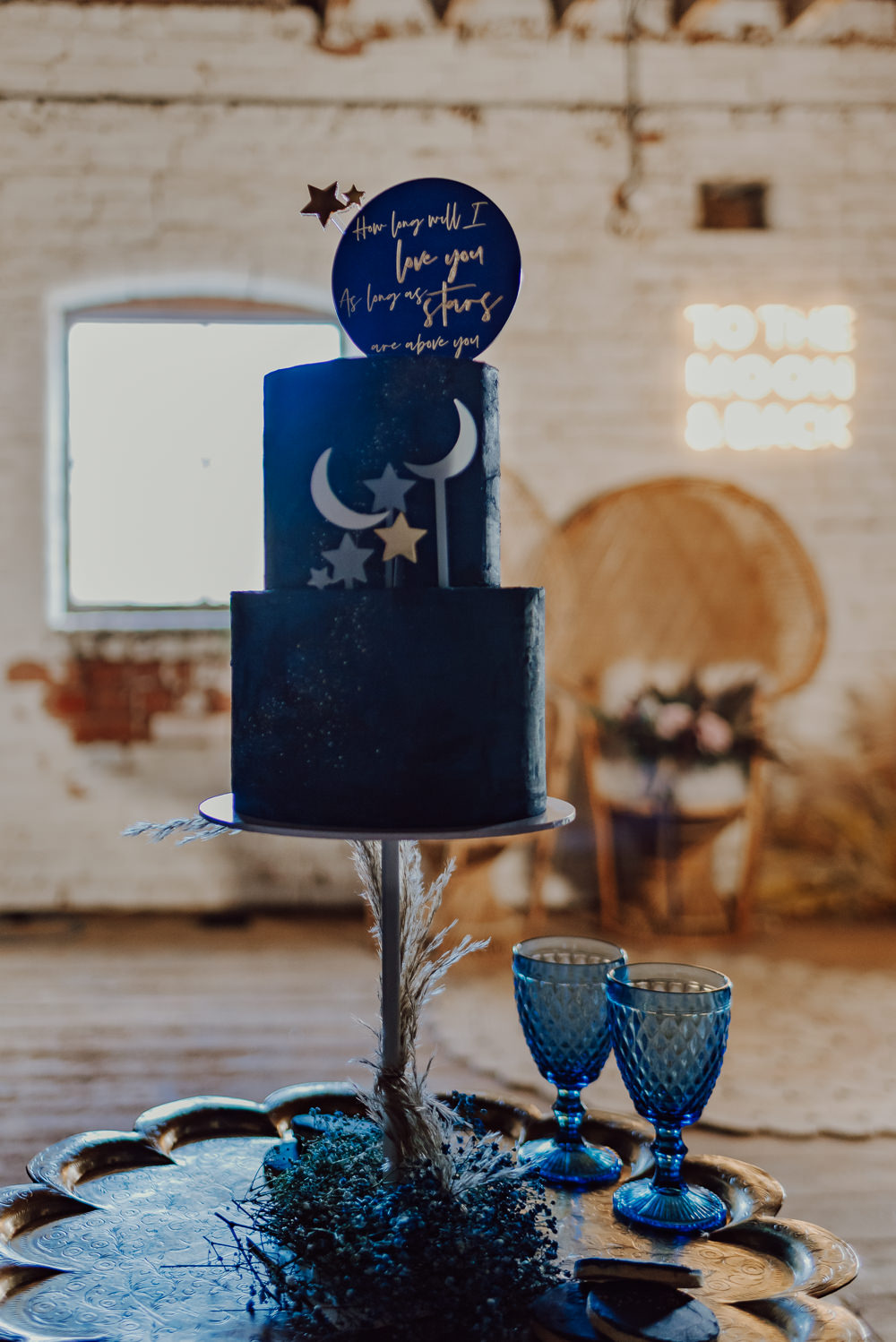 Celestial Cake Moon Stars Crescent Topper Navy Gold Wedding Ideas Gina Fernandes Photography