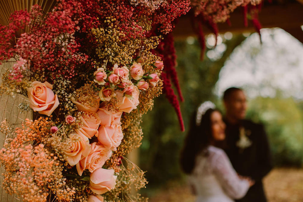 Amaranthus Rose Flowers Blush Burgundy Outdoor Autumn Wedding Ruby Walker Photography