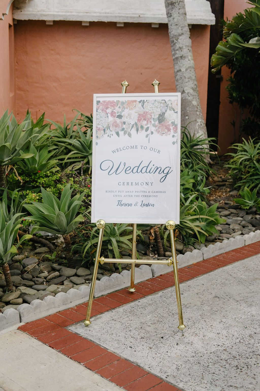 Sign Signs Signage Bermuda Wedding Helen Abraham Photography