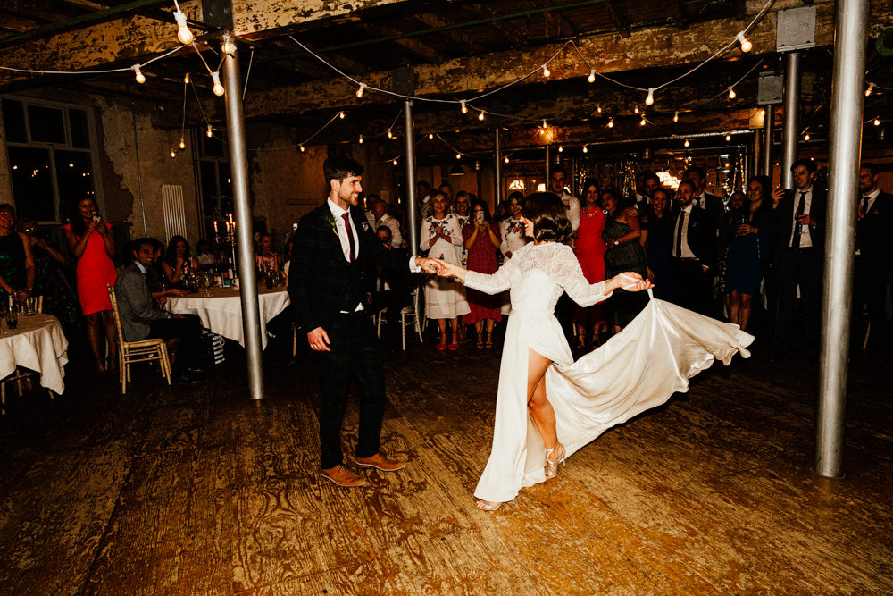 Dress Gown Bride Bridal Lace Sleeves Split Skirt Veil Brewery Wedding Ginger Beard Weddings